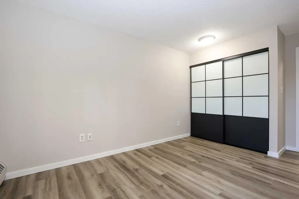 71 Cosgrove Crescent Red Deer AB T4P 2Z6