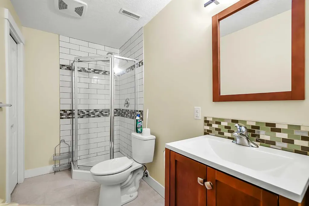 13 Tuscany Ridge Mews NW Calgary AB T3L 3B7