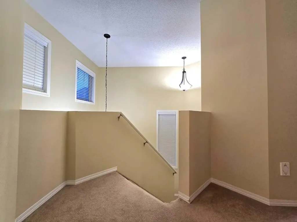 13 Tuscany Ridge Mews NW Calgary AB T3L 3B7
