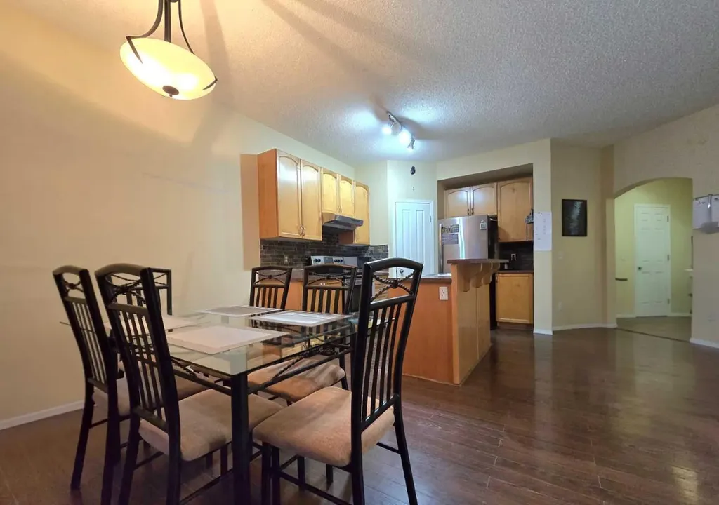 13 Tuscany Ridge Mews NW Calgary AB T3L 3B7