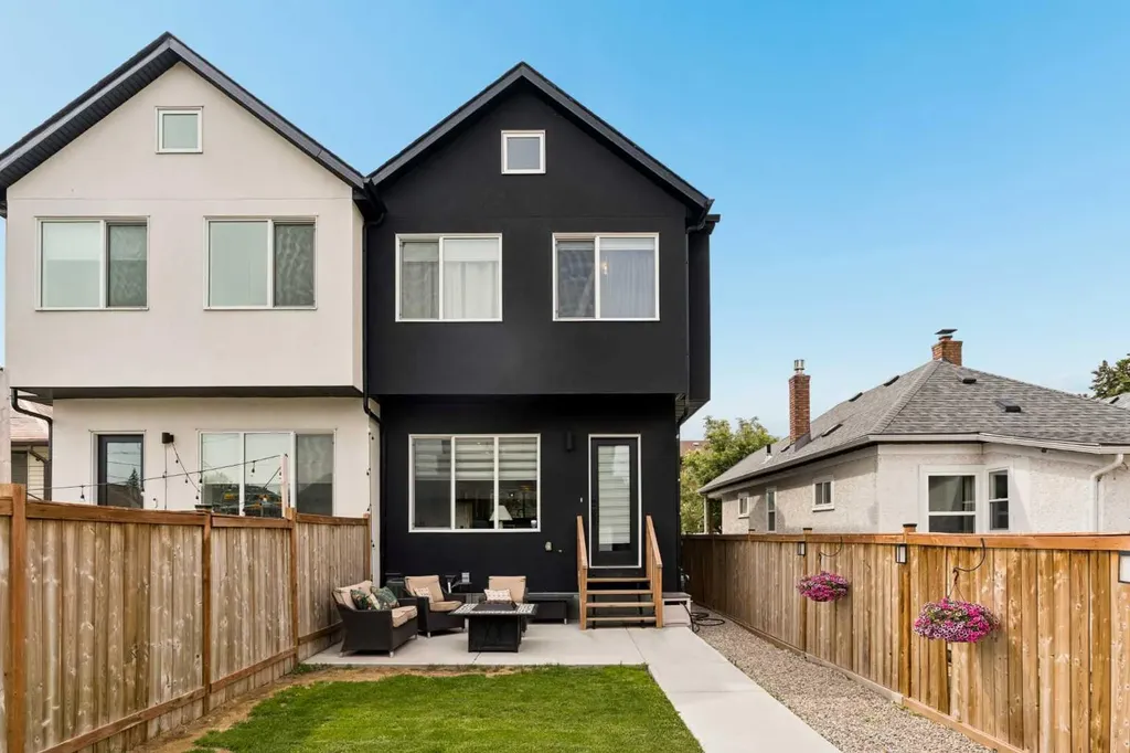 258 17 Avenue NE Calgary AB T2E1L8