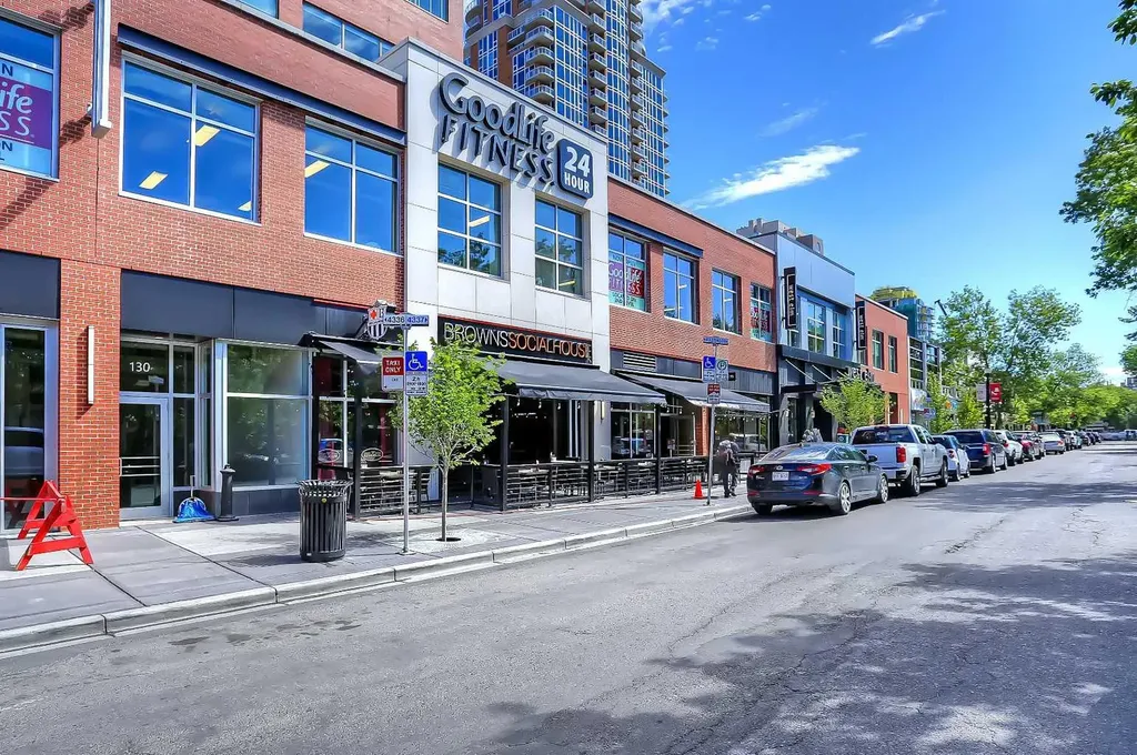 718 12 Avenue SW Calgary AB T2R 0H7