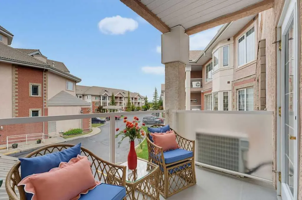 223 Tuscany Springs Boulevard NW Calgary AB T3L 2M2