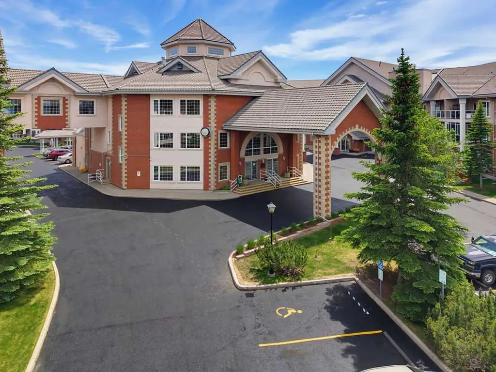223 Tuscany Springs Boulevard NW Calgary AB T3L 2M2
