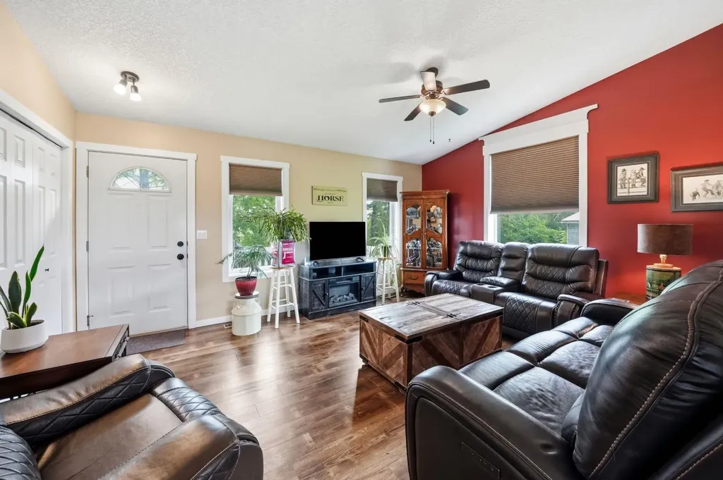 3416 Township Road 372 Rural Red Deer County AB T0M0X0