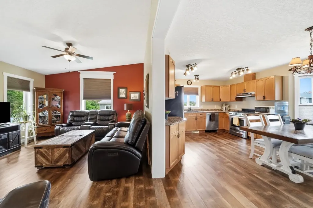 3416 Township Road 372 Rural Red Deer County AB T0M0X0