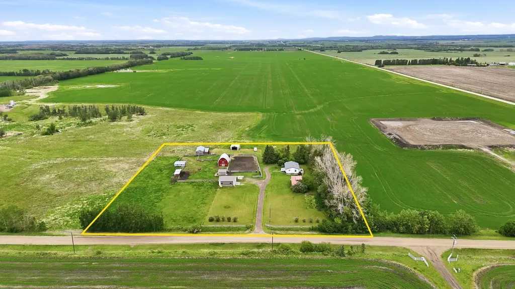 3416 Township Road 372 Rural Red Deer County AB T0M0X0