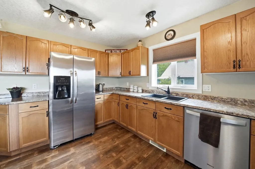 3416 Township Road 372 Rural Red Deer County AB T0M0X0