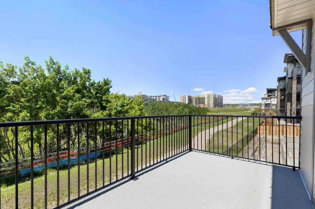 2231 81st Street SW Calgary AB T3H 6M4
