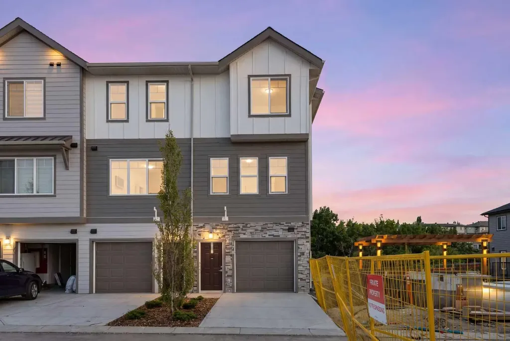 2231 81st Street SW Calgary AB T3H 6M4