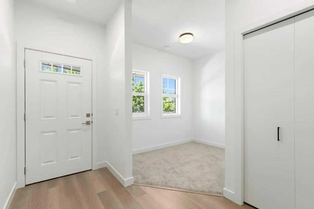 2231 81st Street SW Calgary AB T3H 6M4