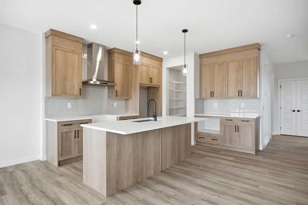 349 Dawson Wharf Road Chestermere AB T1X 2W4