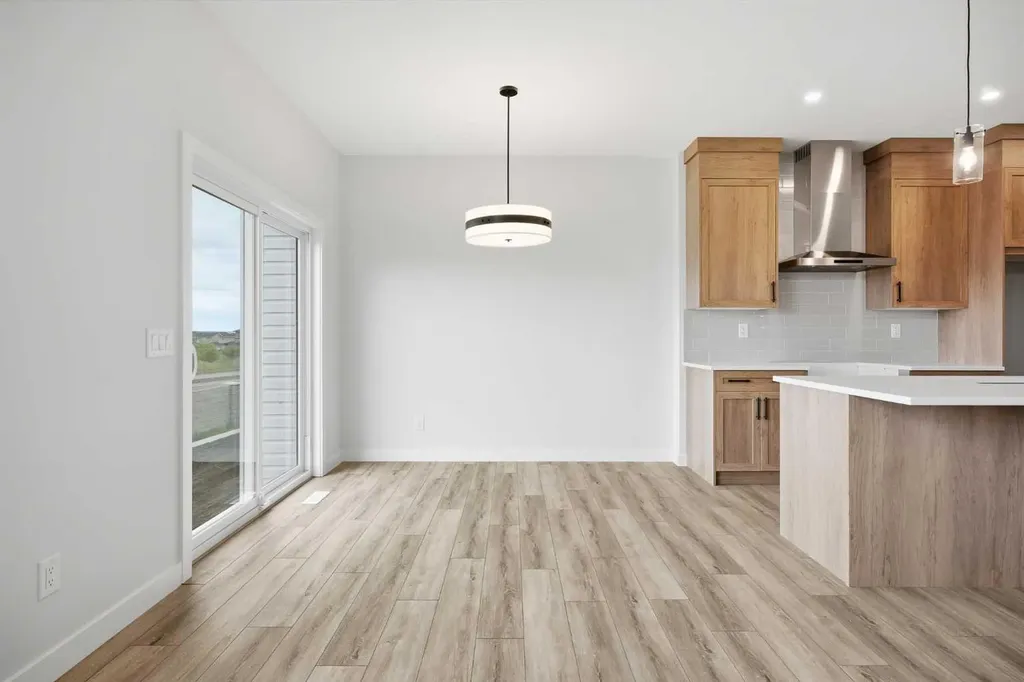 349 Dawson Wharf Road Chestermere AB T1X 2W4