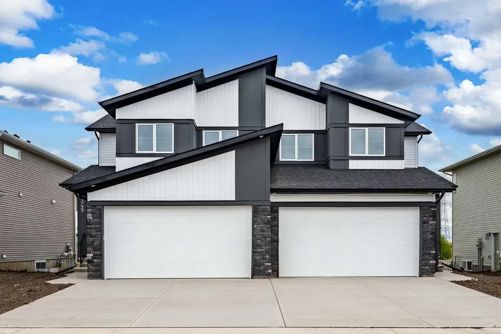 349 Dawson Wharf Road Chestermere AB T1X 2W4