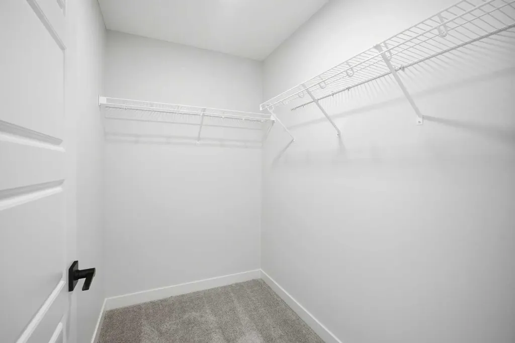 349 Dawson Wharf Road Chestermere AB T1X 2W4