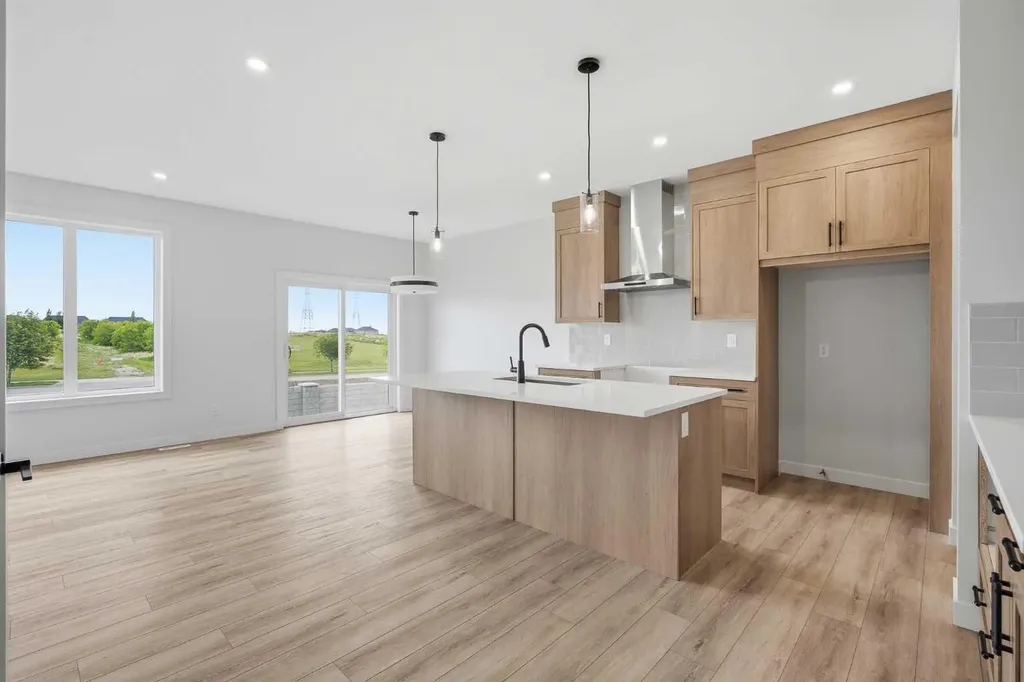 349 Dawson Wharf Road Chestermere AB T1X 2W4