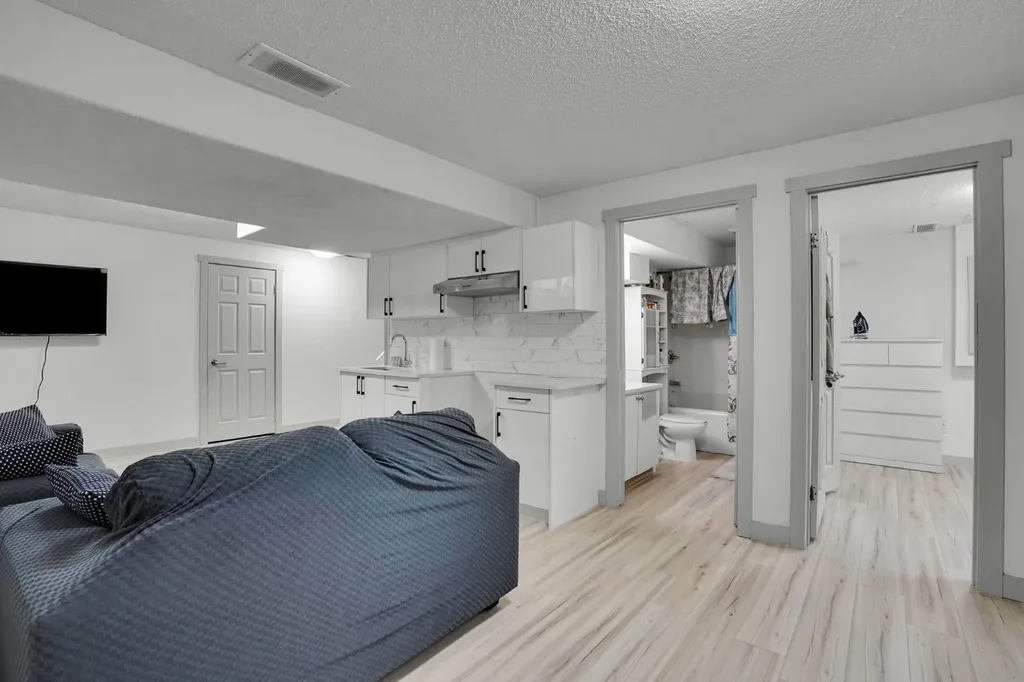 63 Saddlemont Crescent NE Calgary AB T3J 4R7