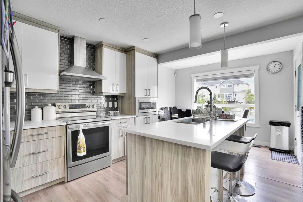 63 Saddlemont Crescent NE Calgary AB T3J 4R7
