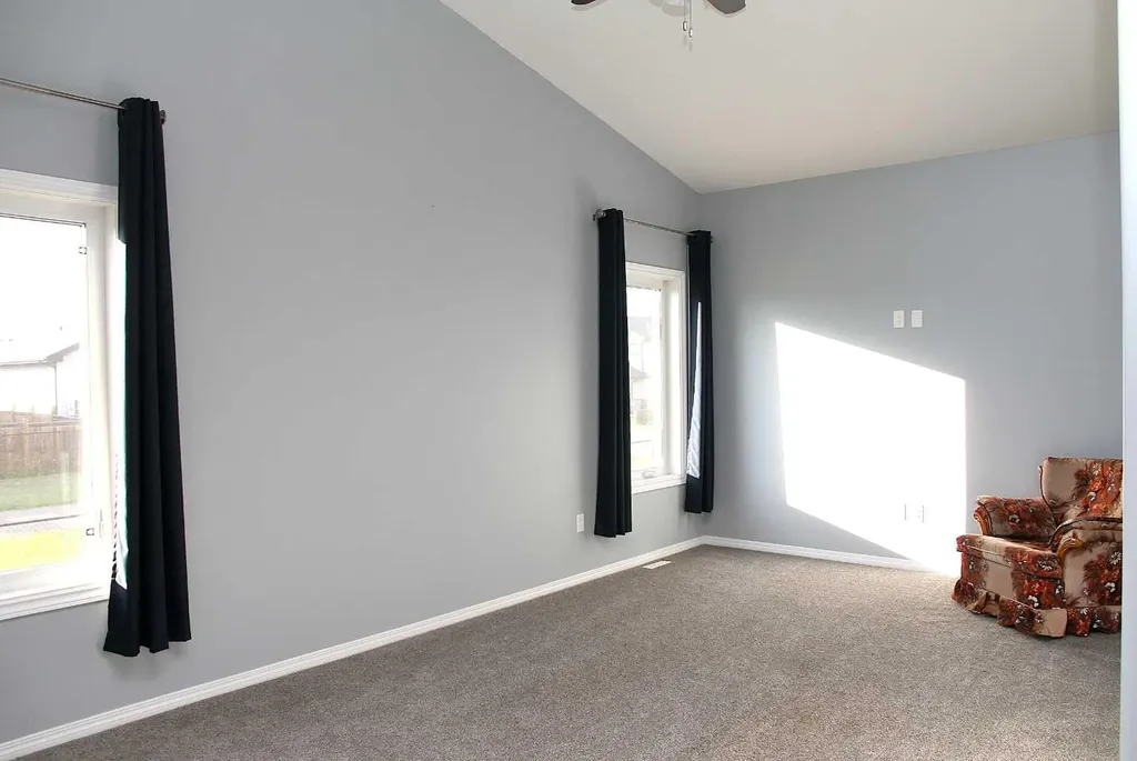 3908 41a Avenue Lloydminster SK S9V 2J3
