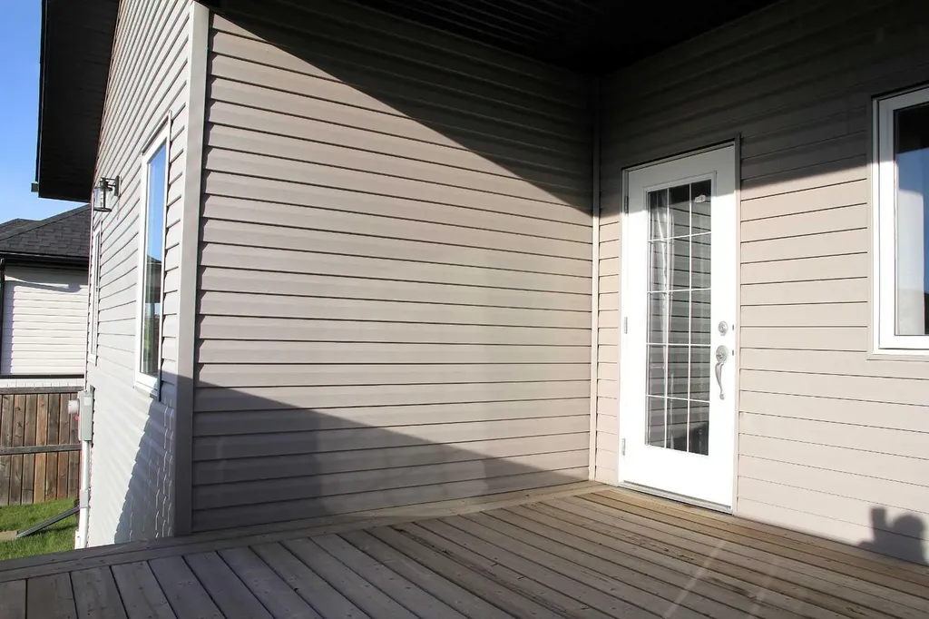 3908 41a Avenue Lloydminster SK S9V 2J3