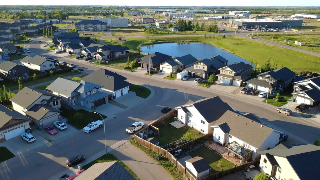 3908 41a Avenue Lloydminster SK S9V 2J3