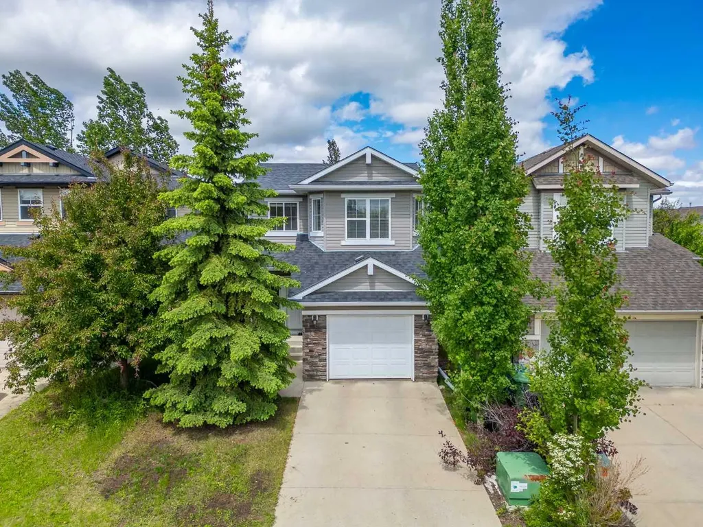161 Everoak Gardens SW Calgary AB T2Y 0C6