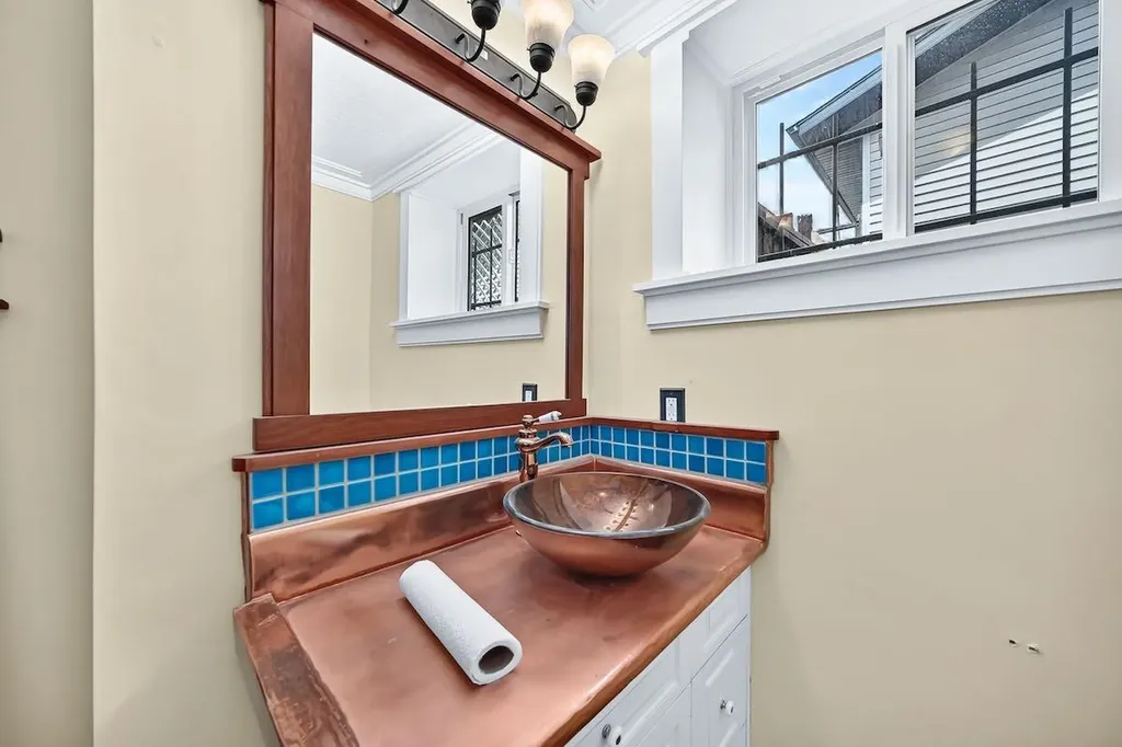 6539 54 Street NW Calgary AB T3A1R5