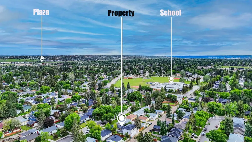 14 Gladeview Crescent SW Calgary AB T3E 4X8