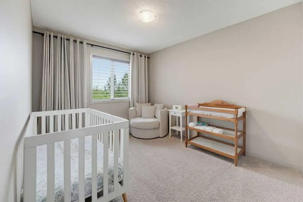590 River Heights Crescent Cochrane AB T4C 0R9