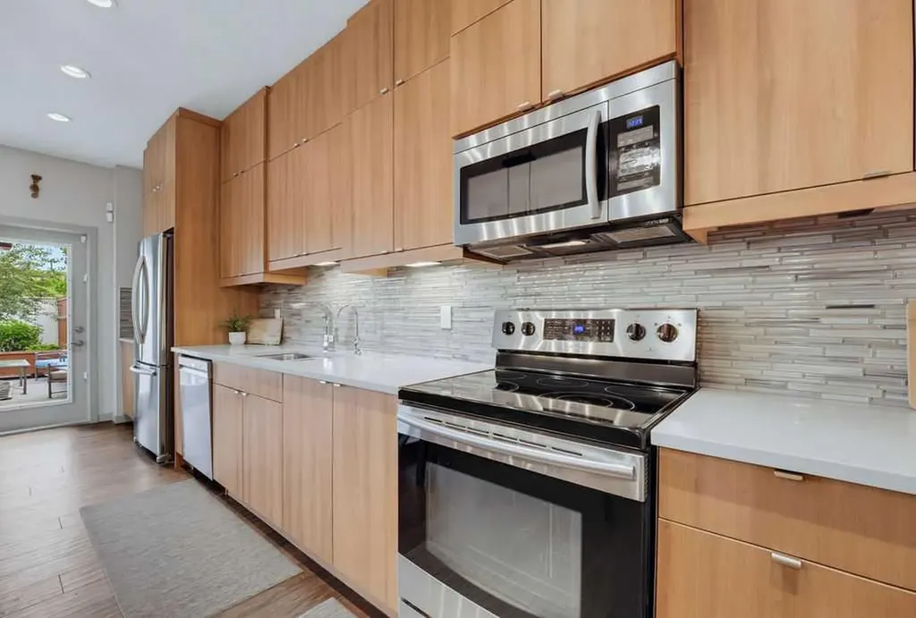 590 River Heights Crescent Cochrane AB T4C 0R9