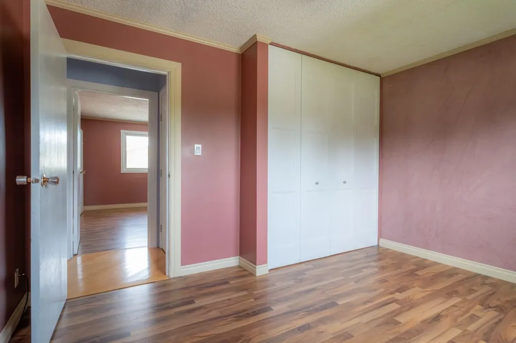 5318 39 Street Lloydminster AB T9V 1P6