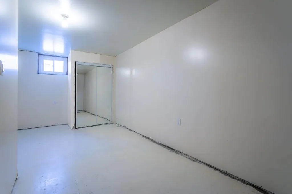 5318 39 Street Lloydminster AB T9V 1P6