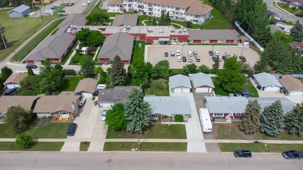 5318 39 Street Lloydminster AB T9V 1P6