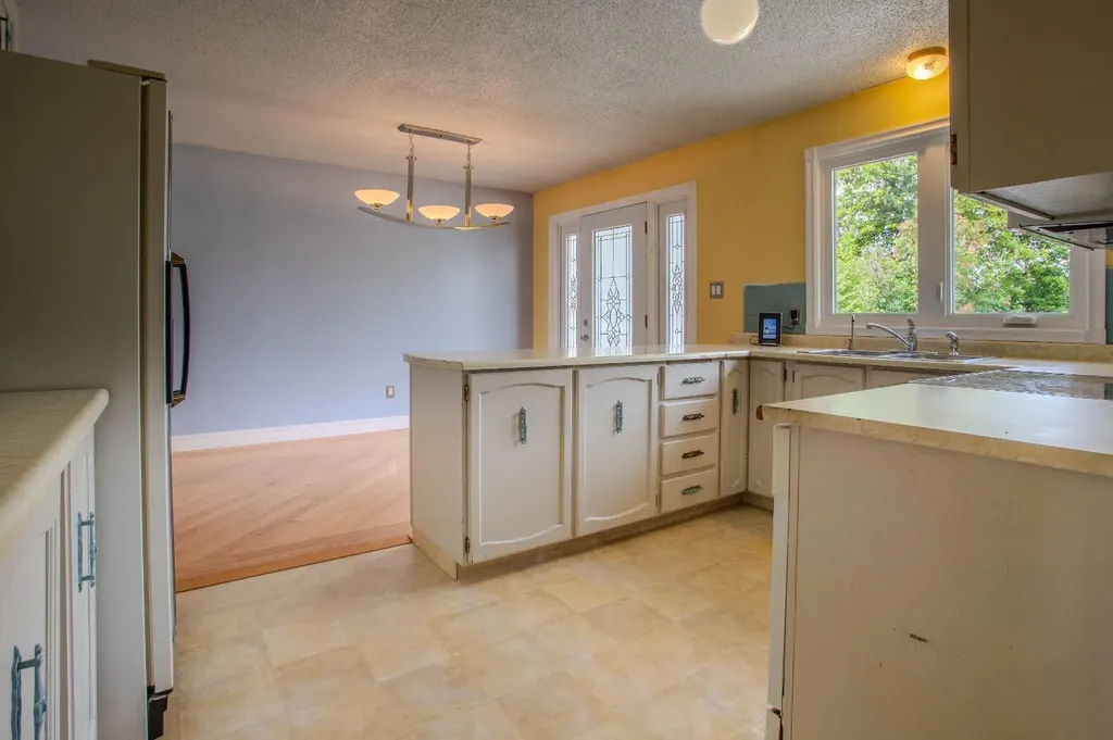 5318 39 Street Lloydminster AB T9V 1P6