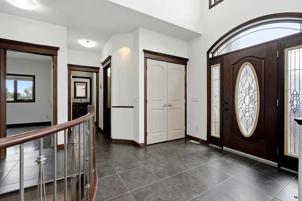 236 Parkmere Court Chestermere AB T1X 1V6