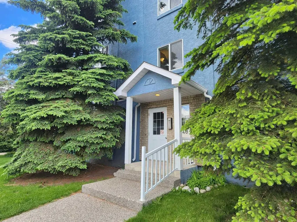 6148 Bowness Road NW Calgary AB T3B 0E1