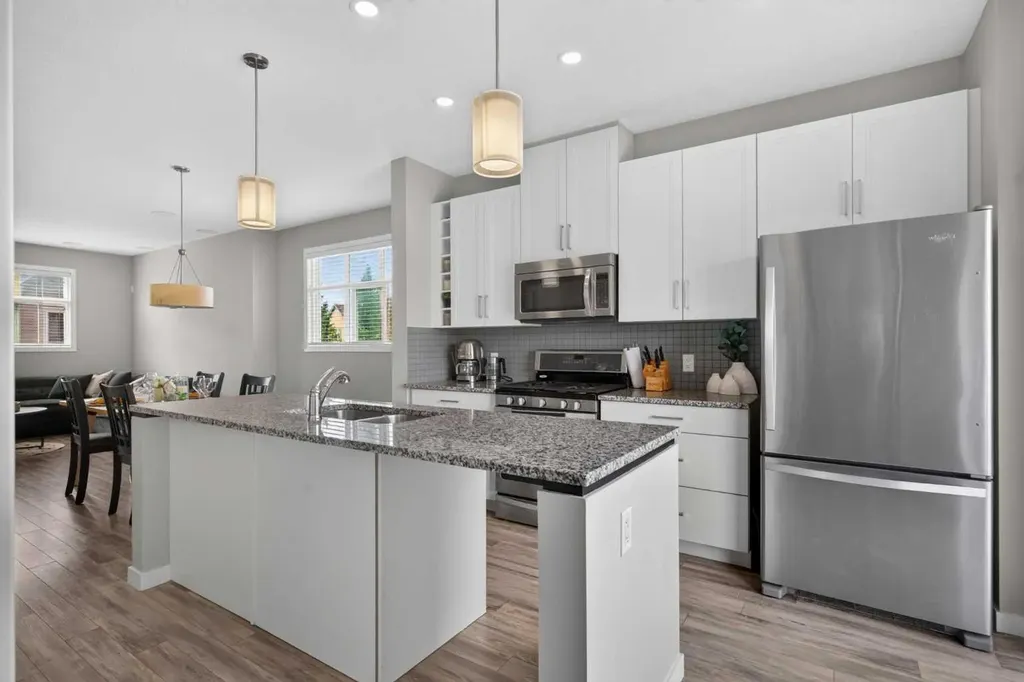 98 Copperstone Common SE Calgary AB T2Z 5E4