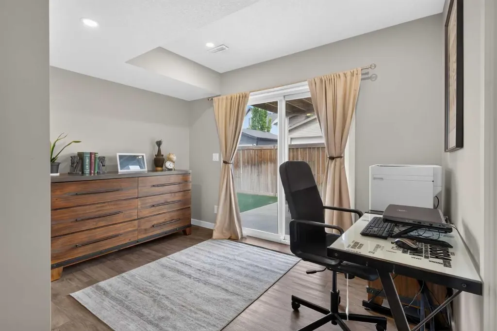 98 Copperstone Common SE Calgary AB T2Z 5E4