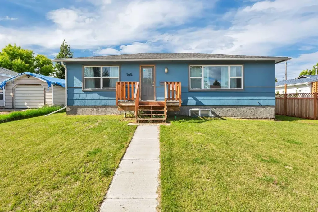 5012 62 Avenue Ponoka AB T4J 1E6