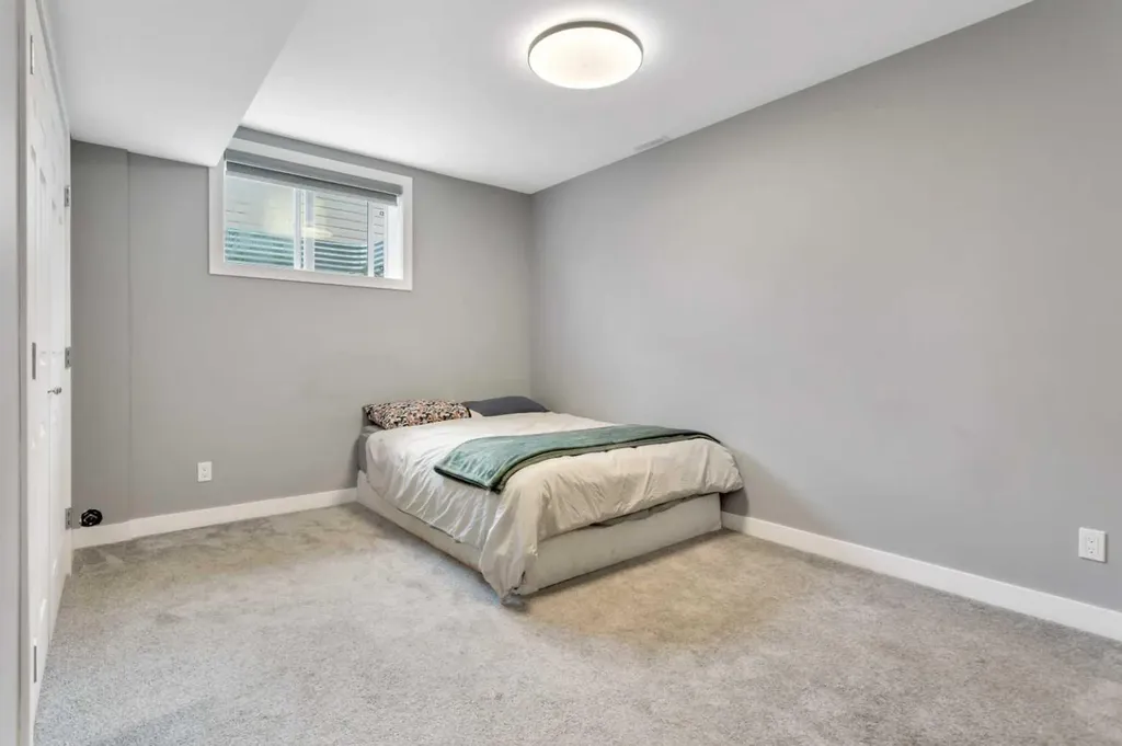 5012 62 Avenue Ponoka AB T4J 1E6