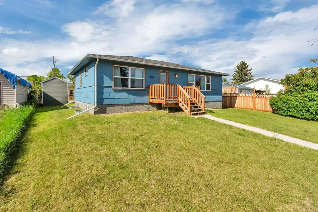 5012 62 Avenue Ponoka AB T4J 1E6