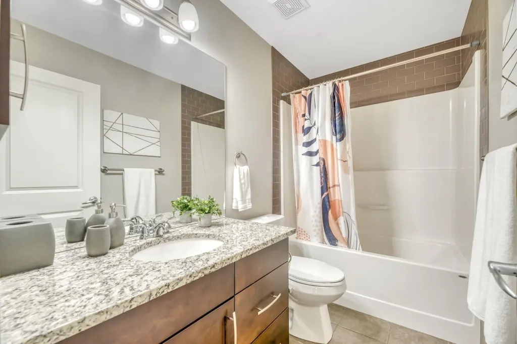31 Mahogany Way SE Calgary AB T3M 1N4
