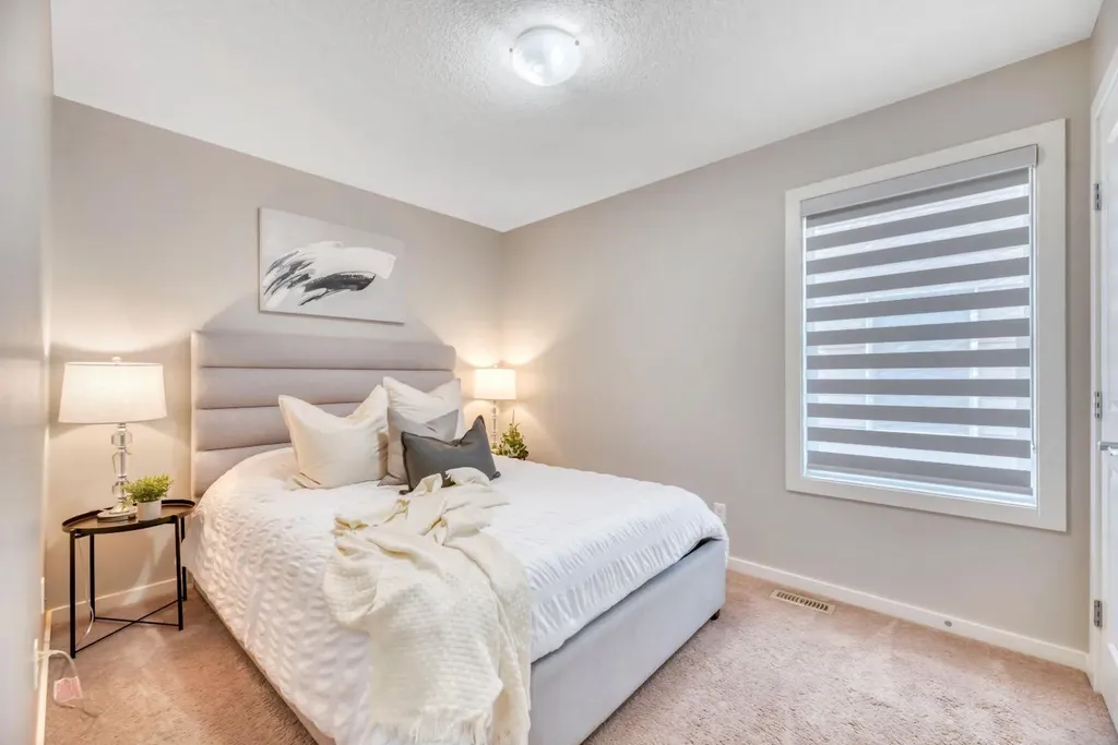 31 Mahogany Way SE Calgary AB T3M 1N4