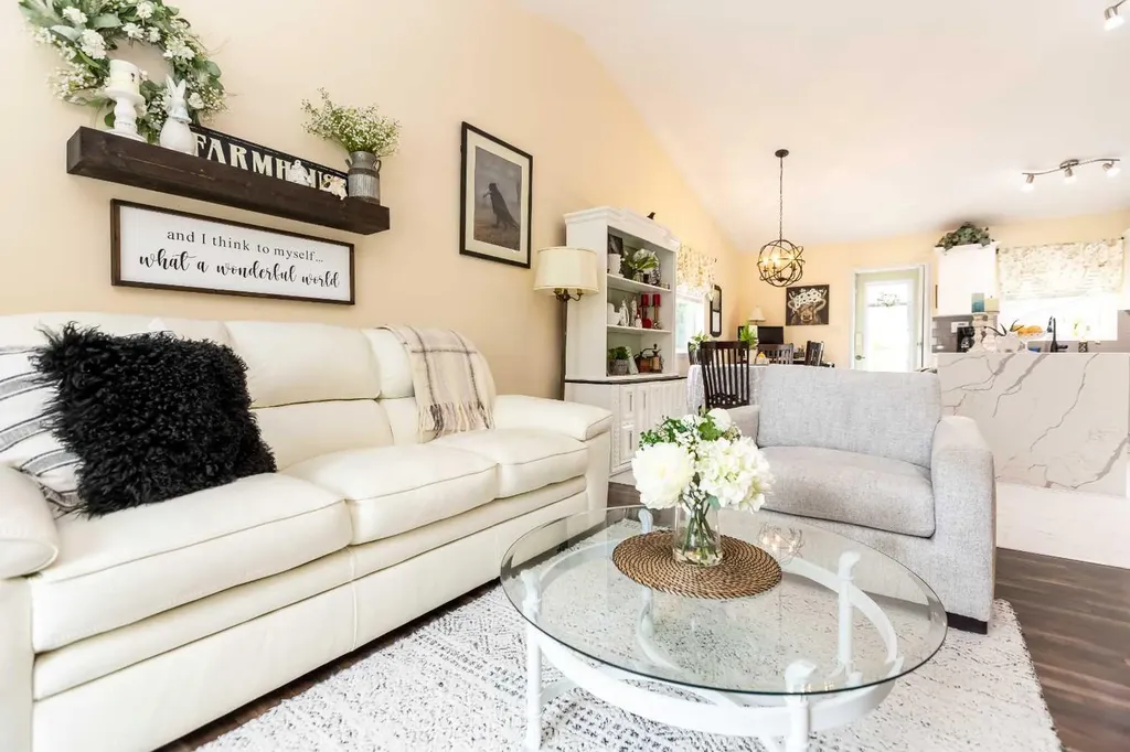 63 Vanier Drive Red Deer AB T4R 0G3