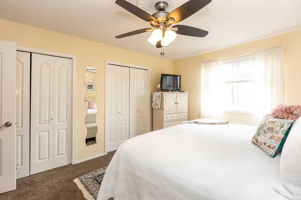 63 Vanier Drive Red Deer AB T4R 0G3