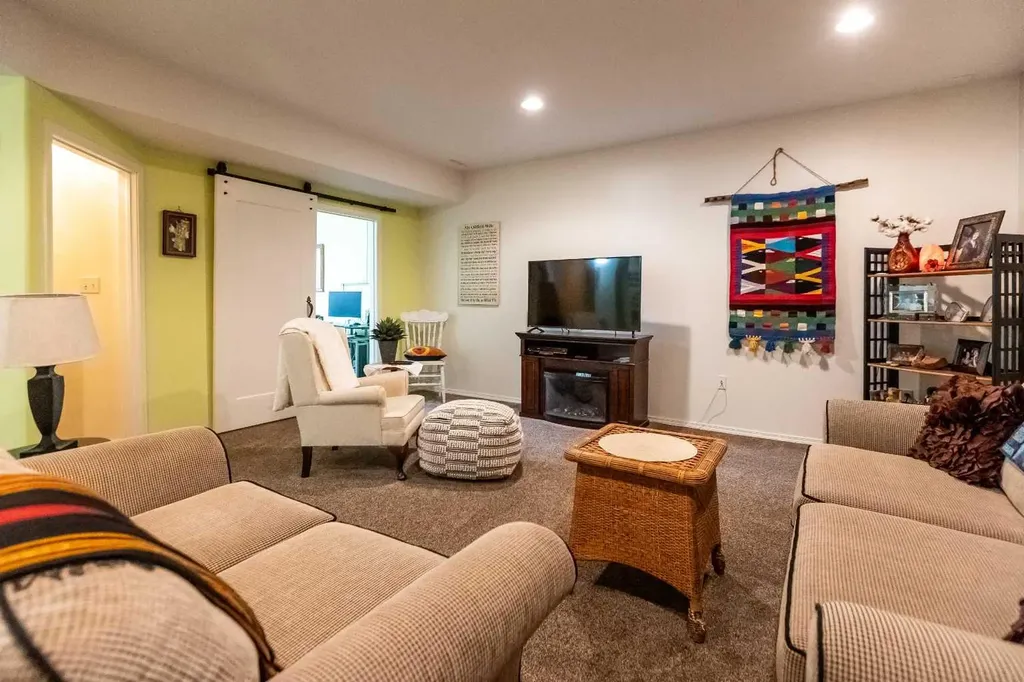 63 Vanier Drive Red Deer AB T4R 0G3