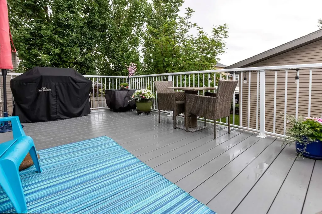 63 Vanier Drive Red Deer AB T4R 0G3