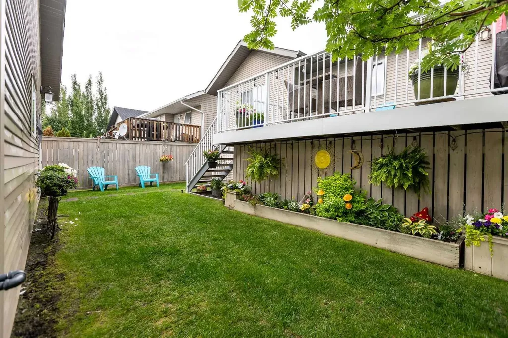 63 Vanier Drive Red Deer AB T4R 0G3
