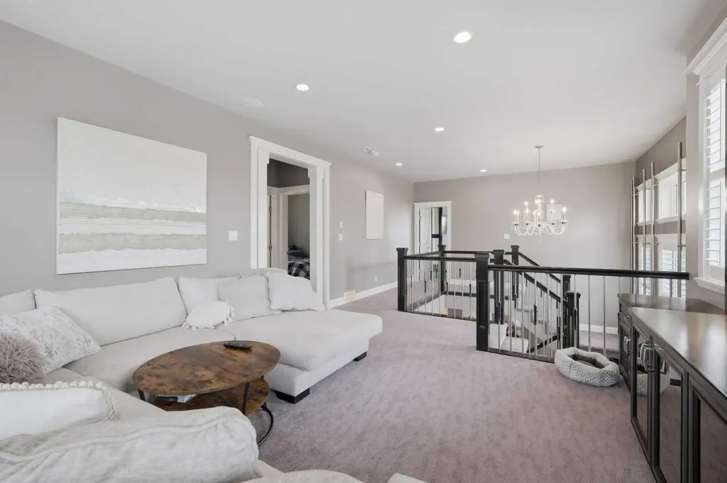 1 Rosewood Rise Sylvan Lake AB T4S 0G3