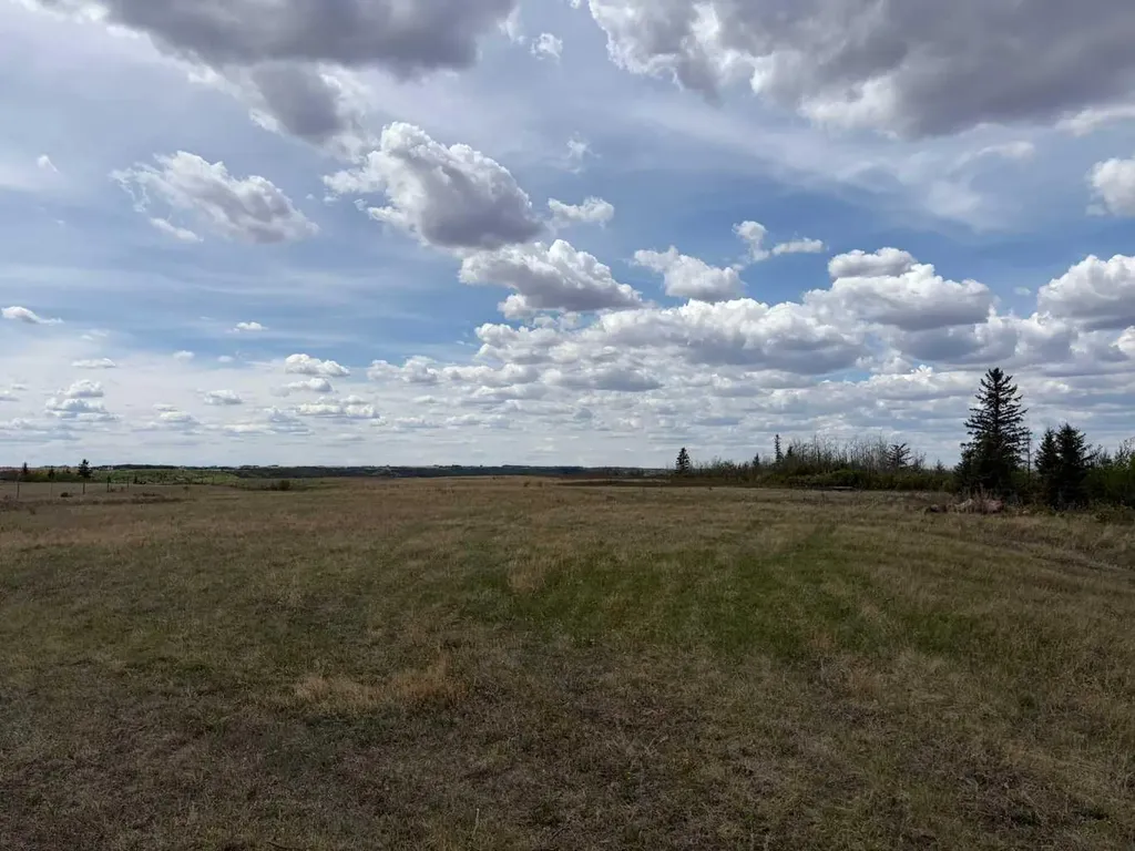 Range 180 431a Township Rural Camrose County AB T4V 2S8